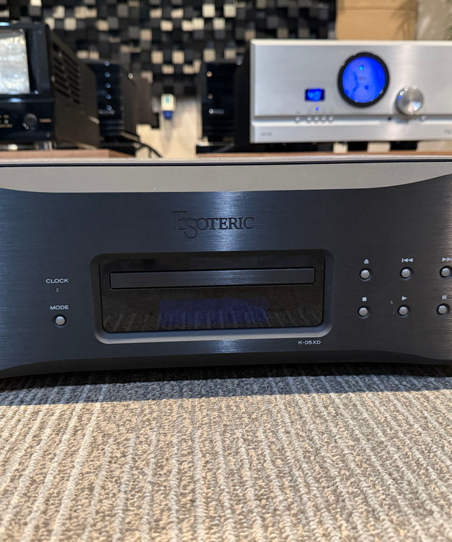 Esoteric K-05XD SACD/CD PLAYER