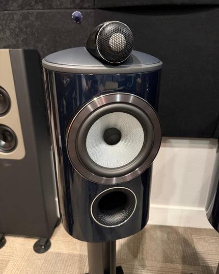 B&W 805 Signature Edition Speakers