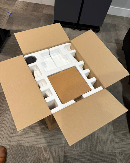 B&W 805 Signature Edition Speakers