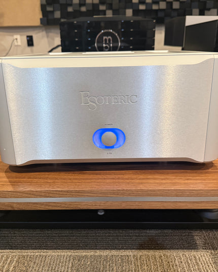 Esoteric S02 Amplifier