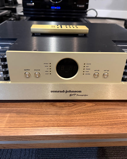 Conrad Johnson GAT S2 Tube Preamplifier