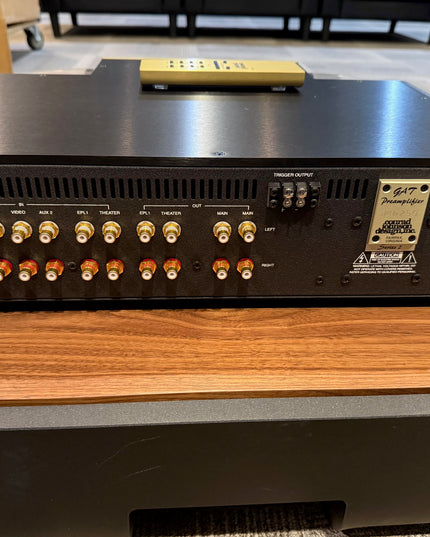 Conrad Johnson GAT S2 Tube Preamplifier