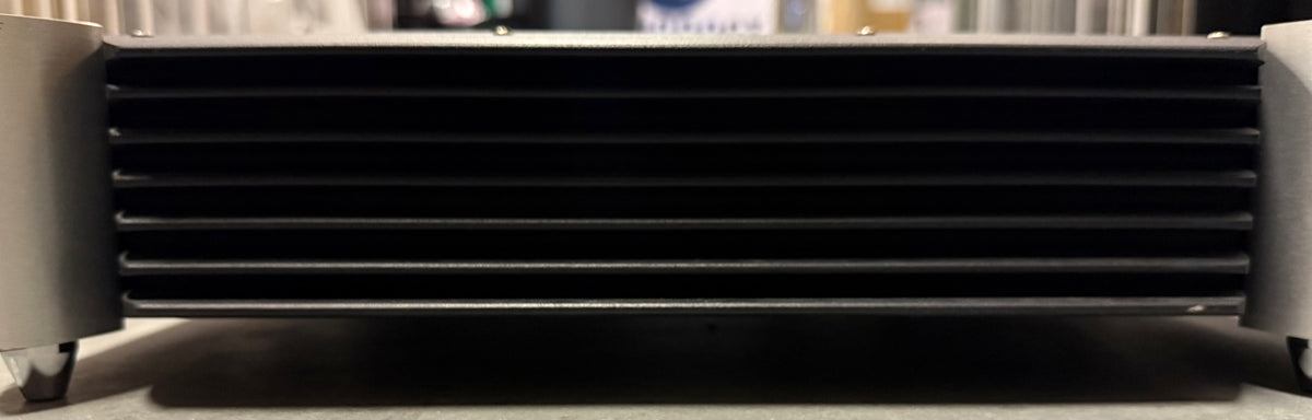 SIMAUDIO MOON 650D DAC/CD PLAYER