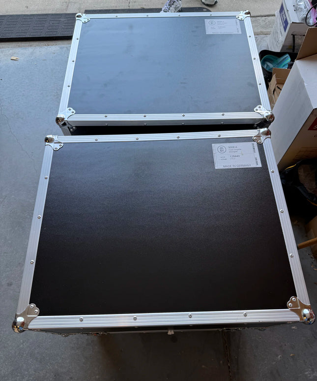 MBL 9008A Monoblock Amplifiers (Pair, Black and Gold) - MBL 9008 A