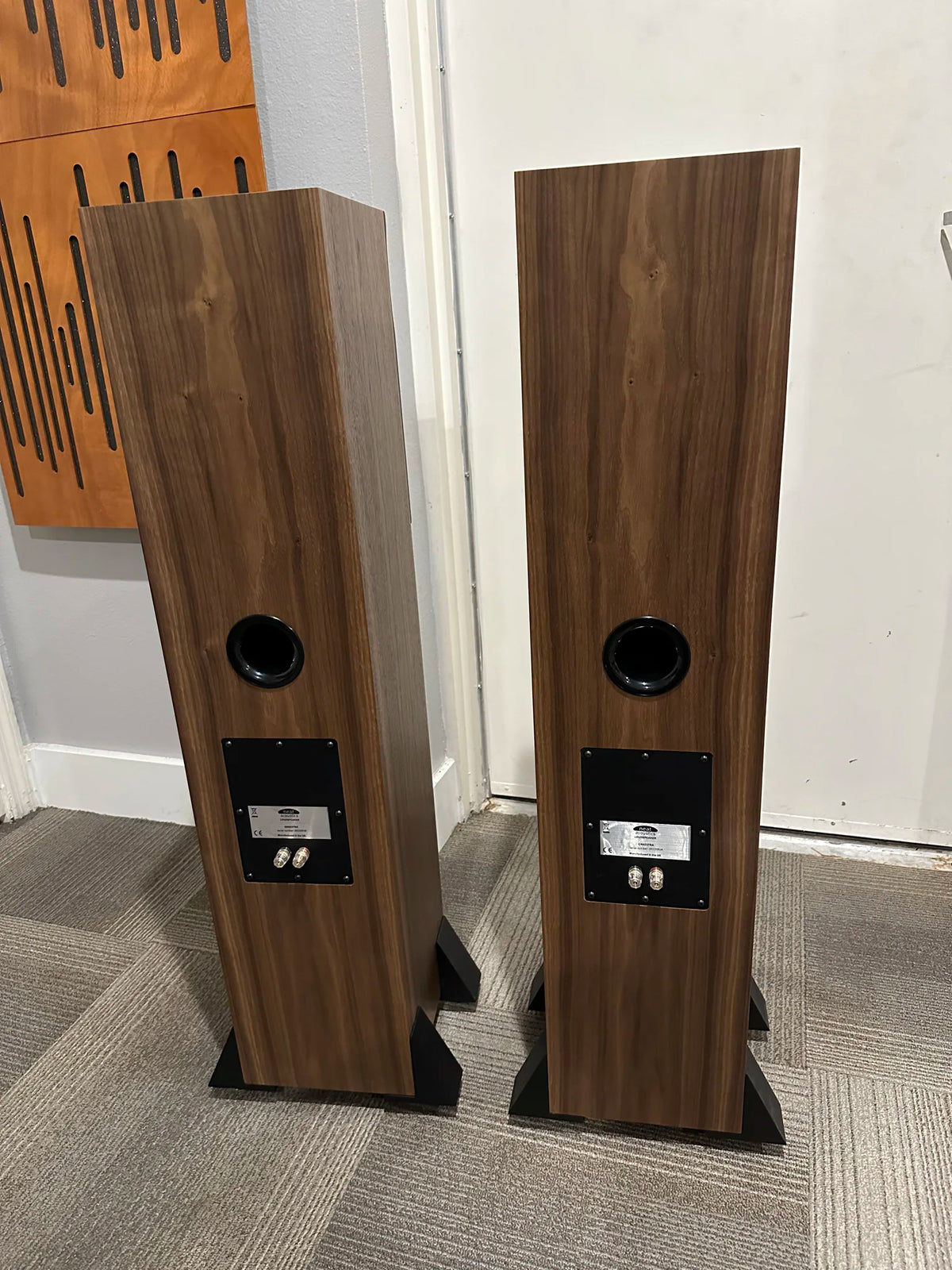 Neat Acoustics Orchestra 2.5-Way Isobaric Loudspeakers (Walnut)