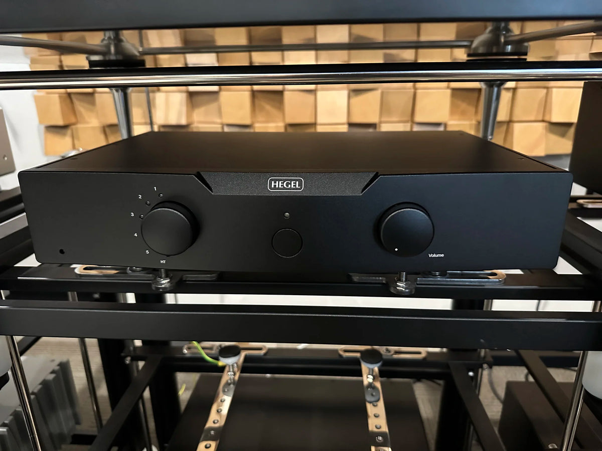 Hegel P30A Preamplifier (MINTY!)